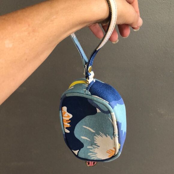 Lily Pulitzer Canvas wristlet & Large shopping bag - Picture 12 of 12